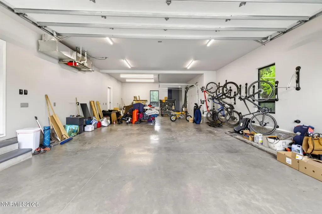 1592 6th Minden NV 89423