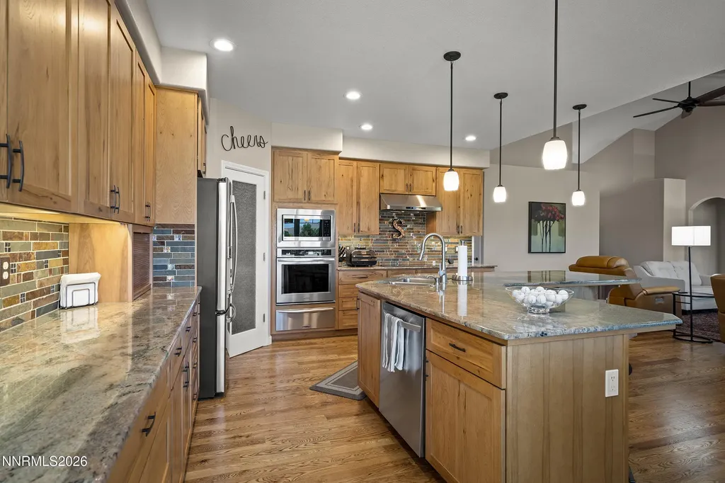 6547 Rey Del Sierra Sparks NV 89436