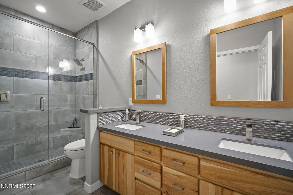 6547 Rey Del Sierra Sparks NV 89436