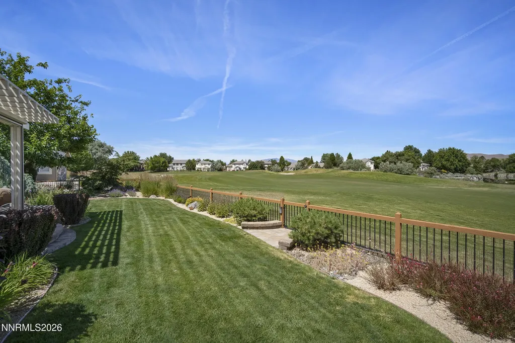 6547 Rey Del Sierra Sparks NV 89436