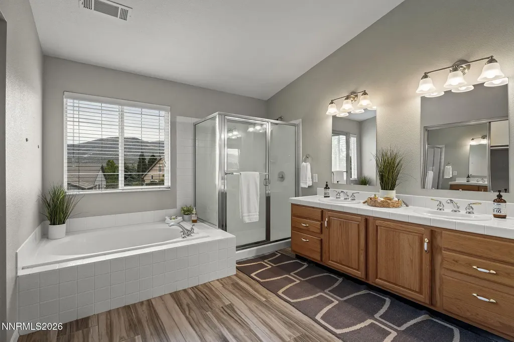 3736 Vancouver Reno NV 89511