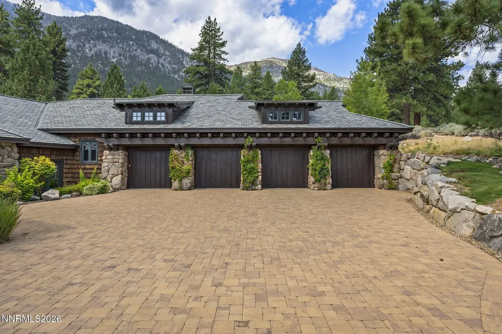 231 Sheridan Creek Gardnerville NV 89460