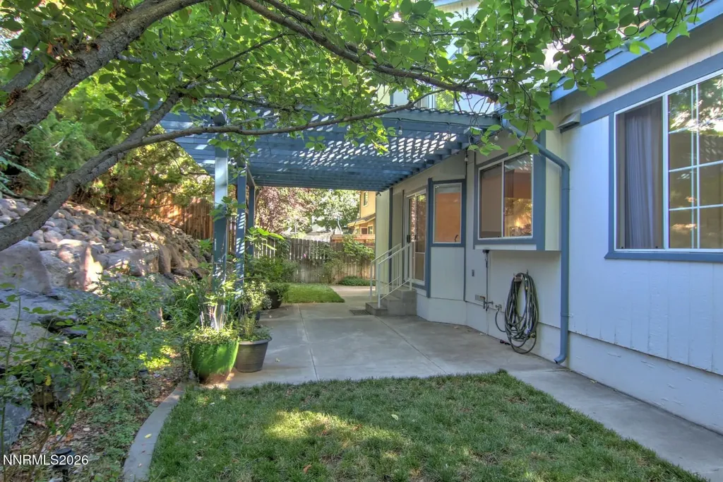 995 Leah Reno NV 89511