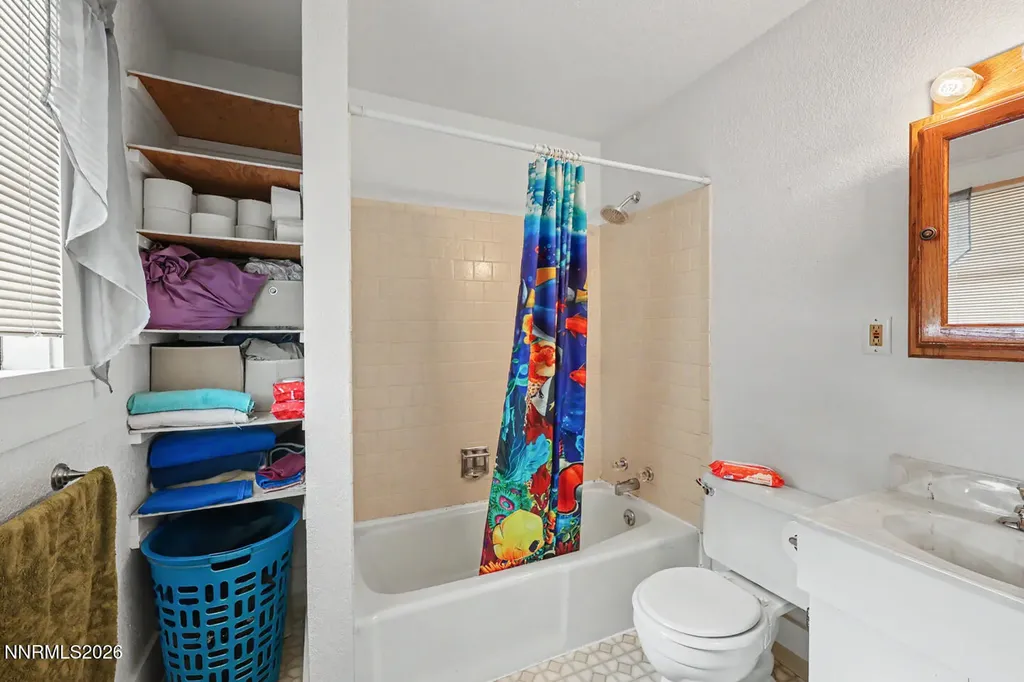680 Douglas Fallon NV 89406