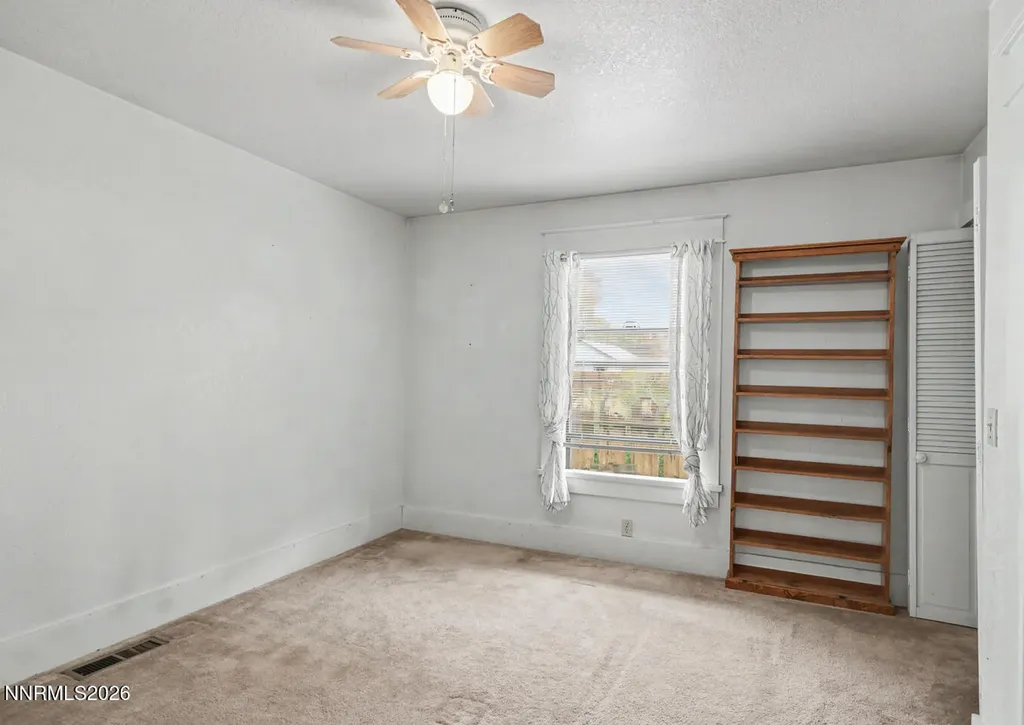 680 Douglas Fallon NV 89406