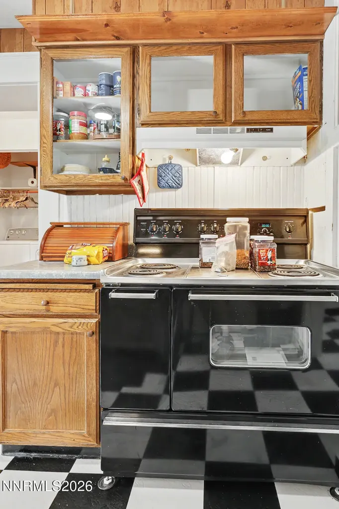 680 Douglas Fallon NV 89406
