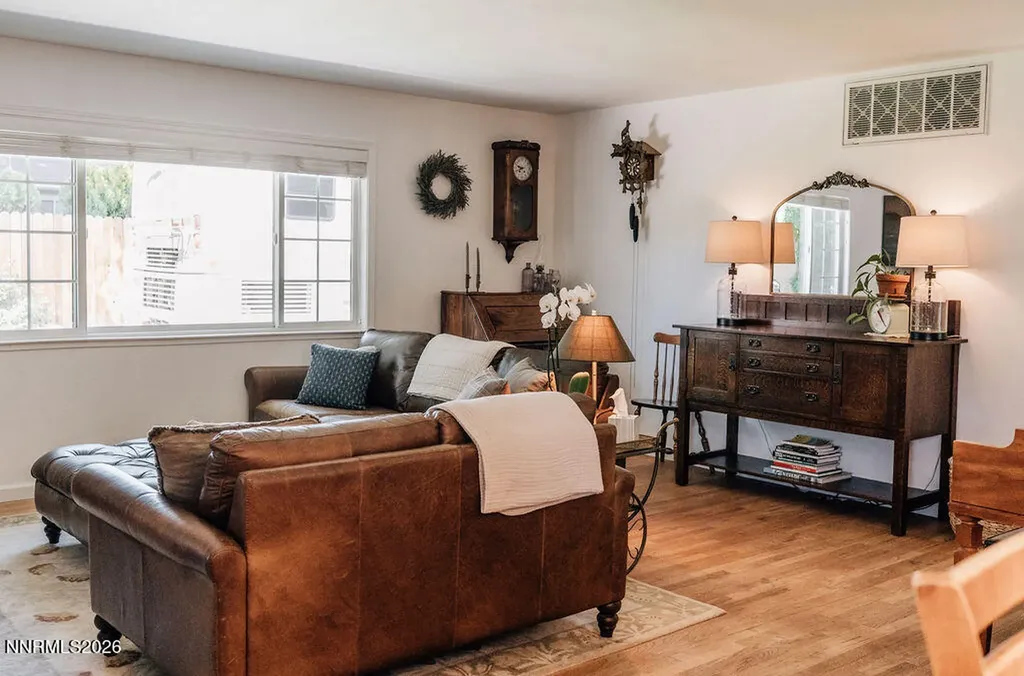 2395 Lexington Sparks NV 89431