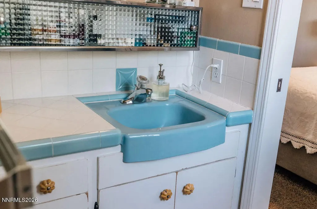 2395 Lexington Sparks NV 89431