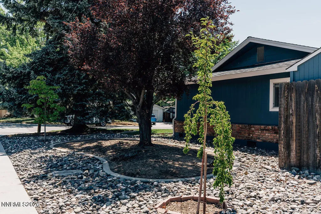 2395 Lexington Sparks NV 89431