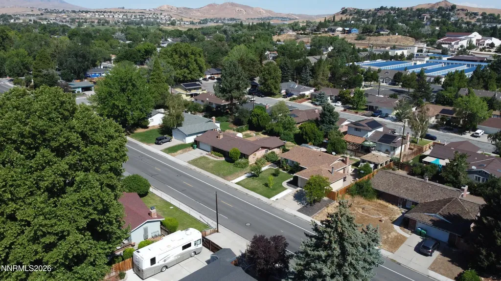 2395 Lexington Sparks NV 89431