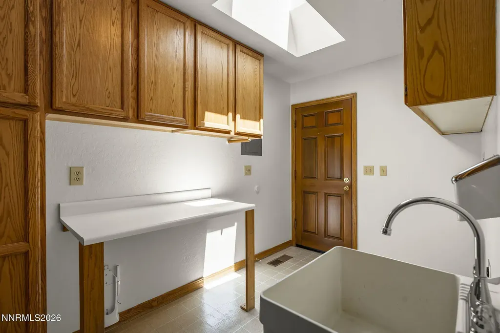 1151 Cary Creek Gardnerville NV 89460