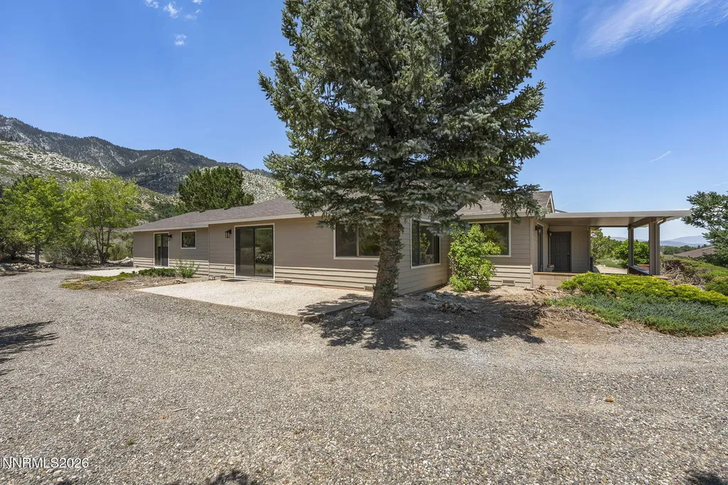 1151 Cary Creek Gardnerville NV 89460