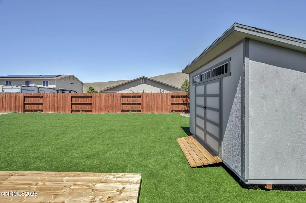 18277 Dustin Reno NV 89508