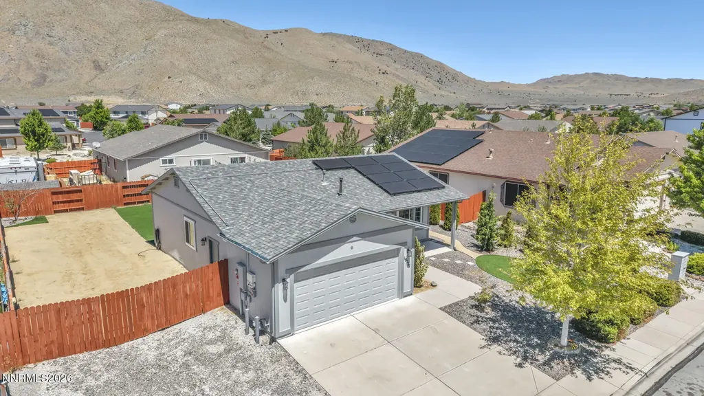 18277 Dustin Reno NV 89508