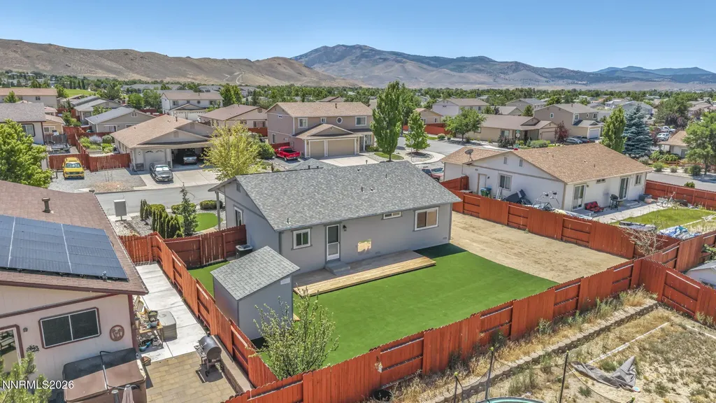 18277 Dustin Reno NV 89508