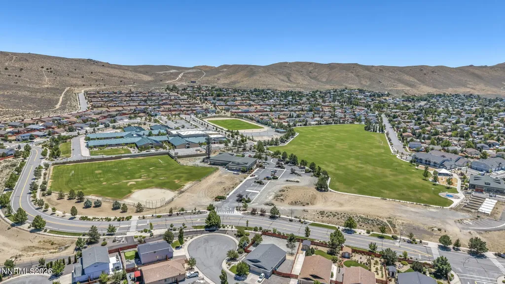 18277 Dustin Reno NV 89508