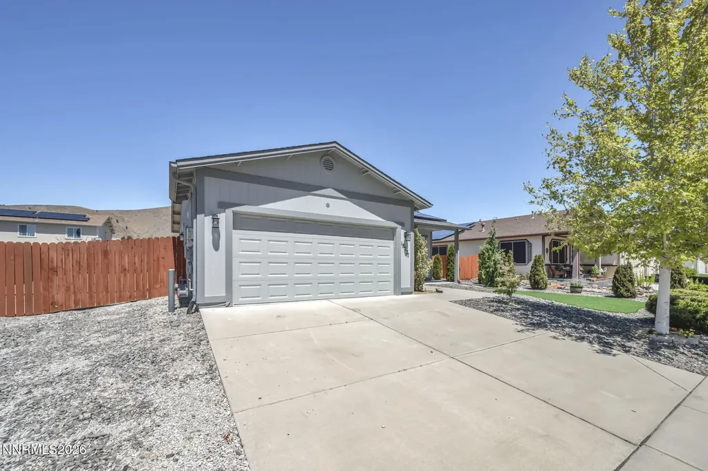 18277 Dustin Reno NV 89508