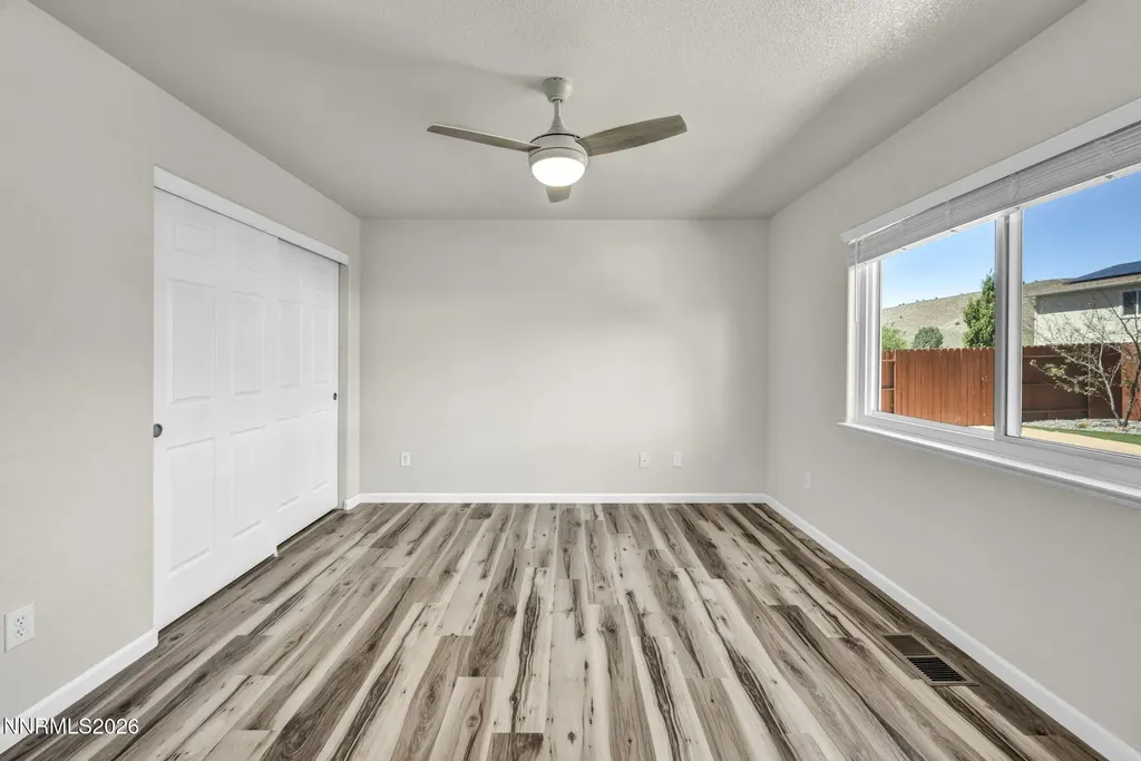 18277 Dustin Reno NV 89508