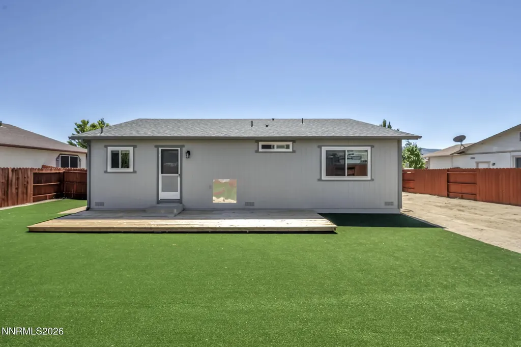 18277 Dustin Reno NV 89508