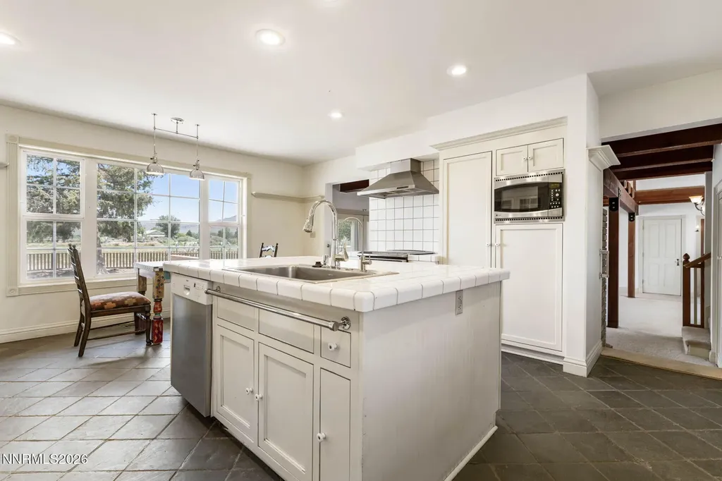 305 Comstock Road Dayton NV 89403