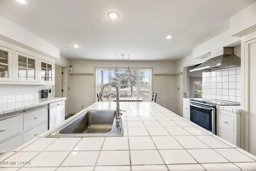 305 Comstock Road Dayton NV 89403