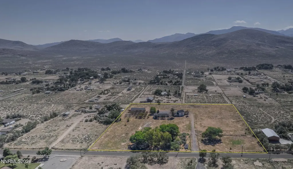 305 Comstock Road Dayton NV 89403