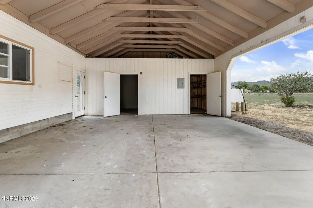 305 Comstock Road Dayton NV 89403