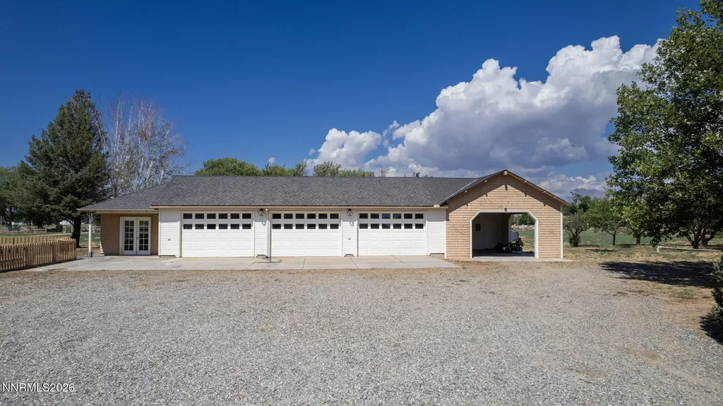 305 Comstock Road Dayton NV 89403