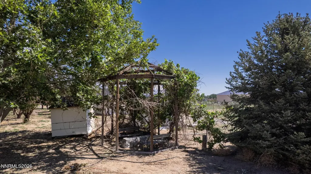 305 Comstock Road Dayton NV 89403