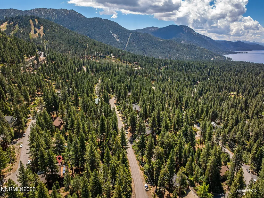 445 1st Green Incline Village NV 89451