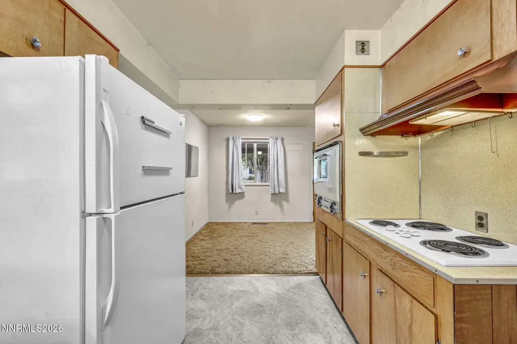 221 Iris Carson City NV 89703