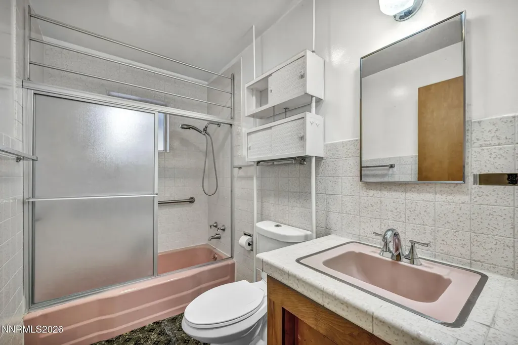 221 Iris Carson City NV 89703