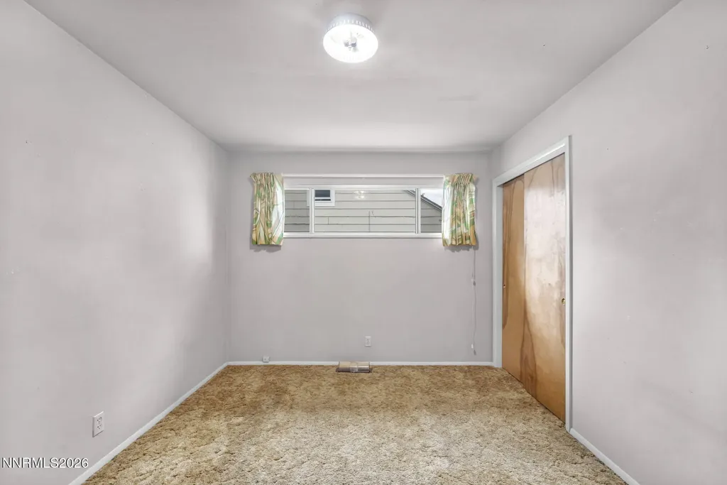 221 Iris Carson City NV 89703