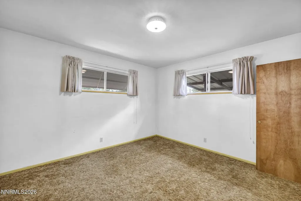 221 Iris Carson City NV 89703