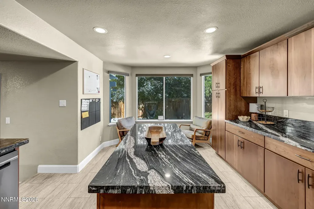 5045 Pradera Sparks NV 89436