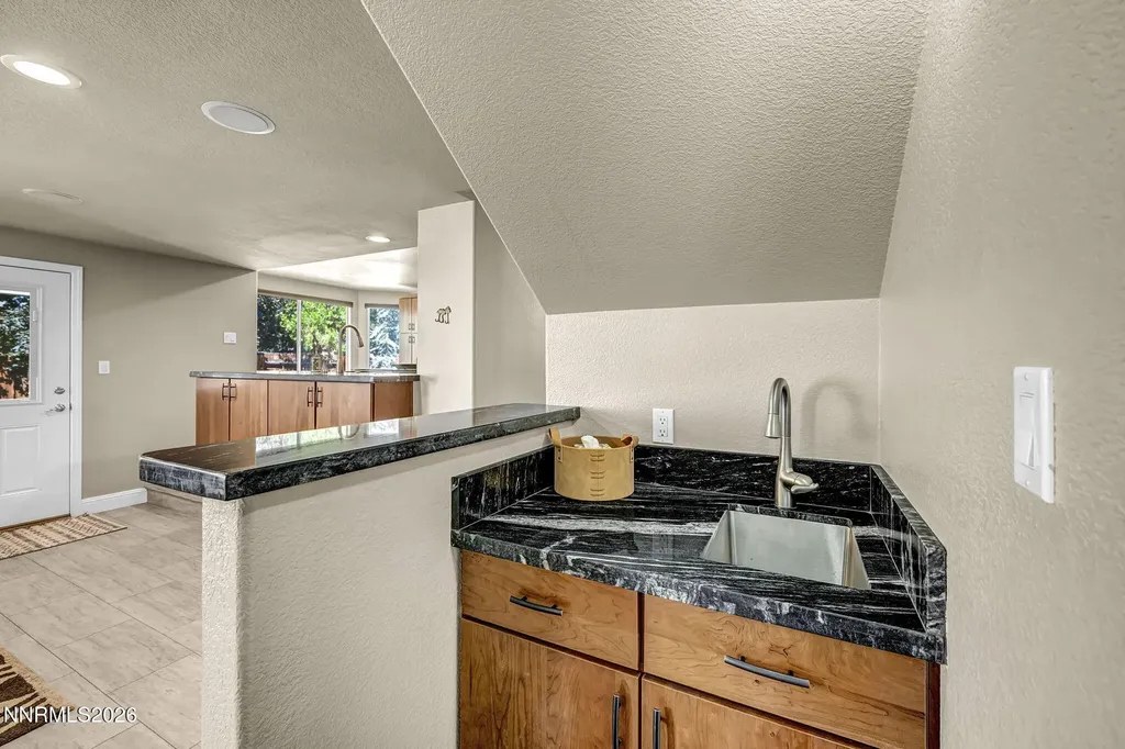 5045 Pradera Sparks NV 89436