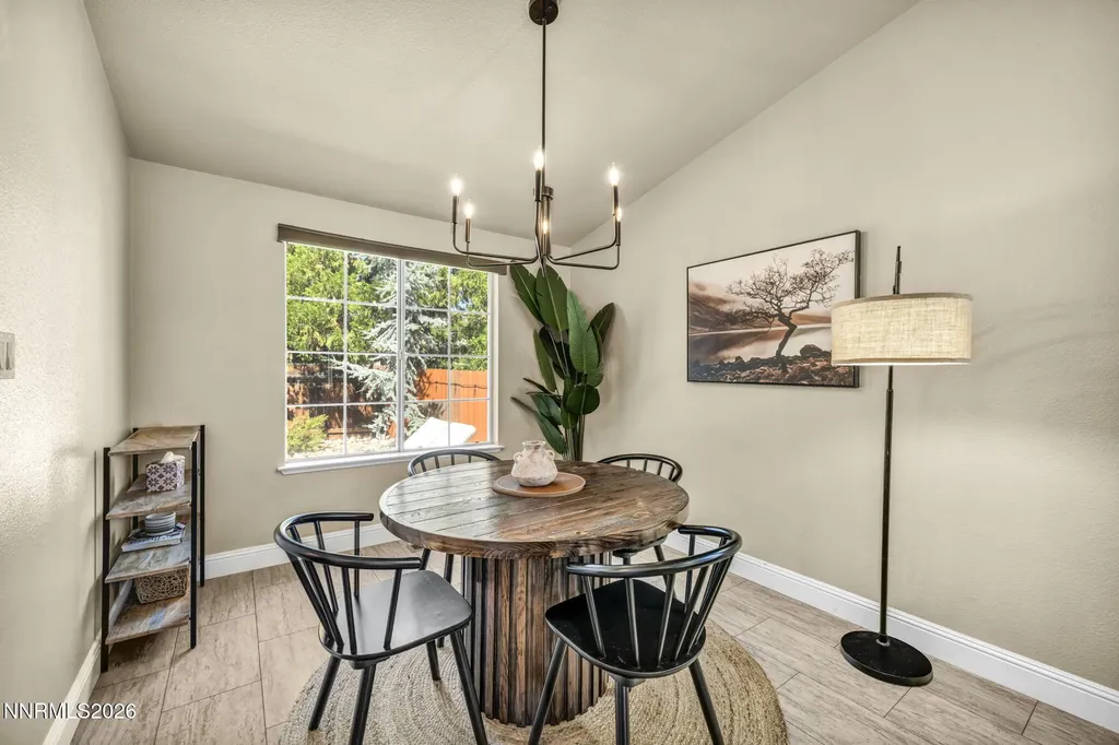 5045 Pradera Sparks NV 89436