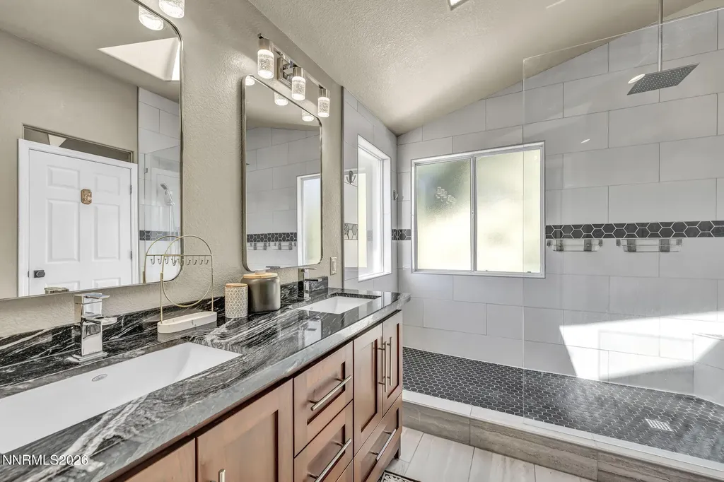 5045 Pradera Sparks NV 89436