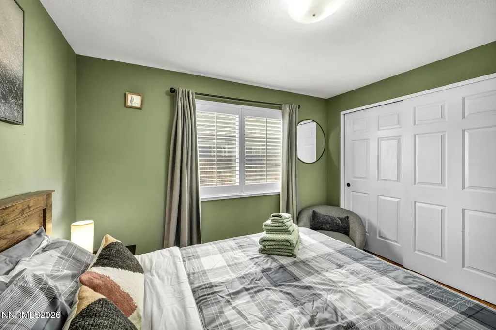 5045 Pradera Sparks NV 89436