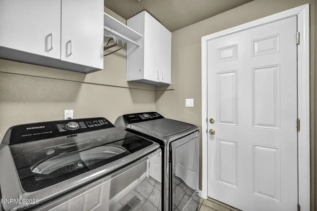 5045 Pradera Sparks NV 89436