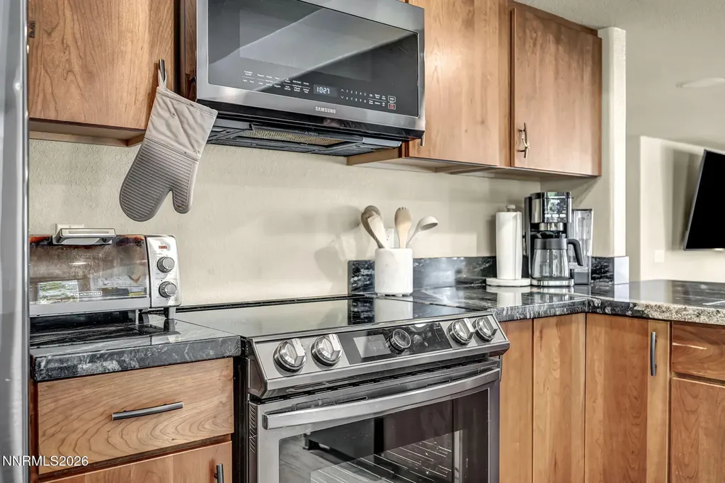 5045 Pradera Sparks NV 89436