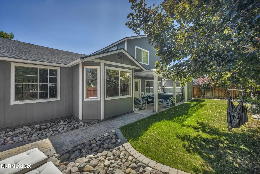 5045 Pradera Sparks NV 89436