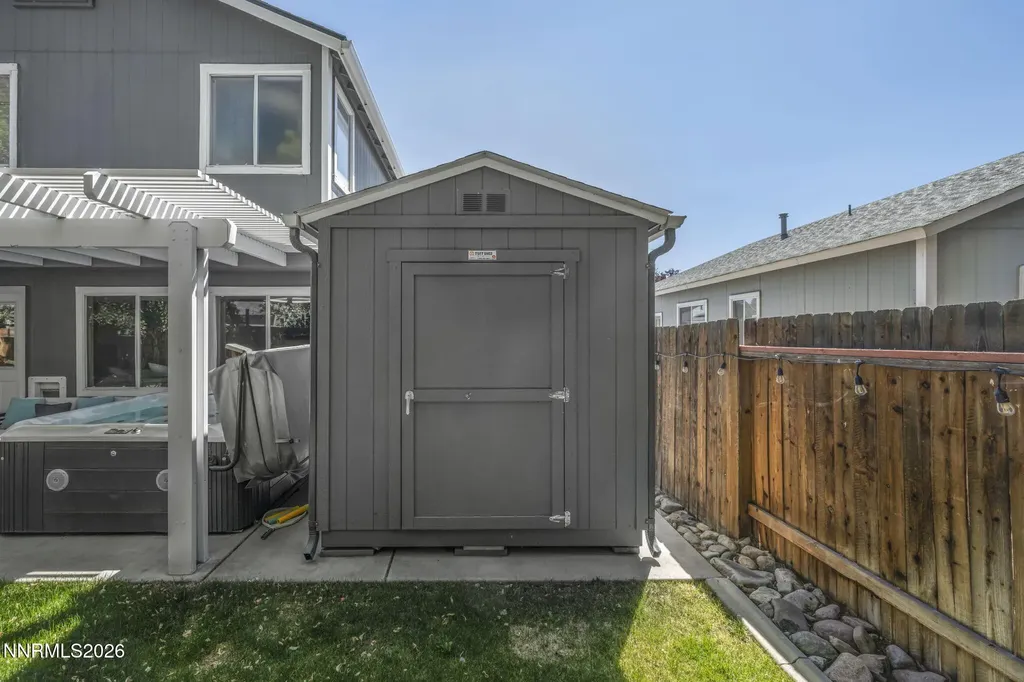 5045 Pradera Sparks NV 89436