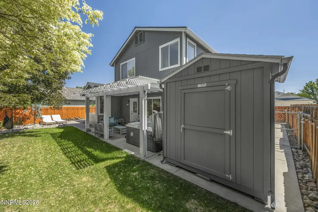 5045 Pradera Sparks NV 89436