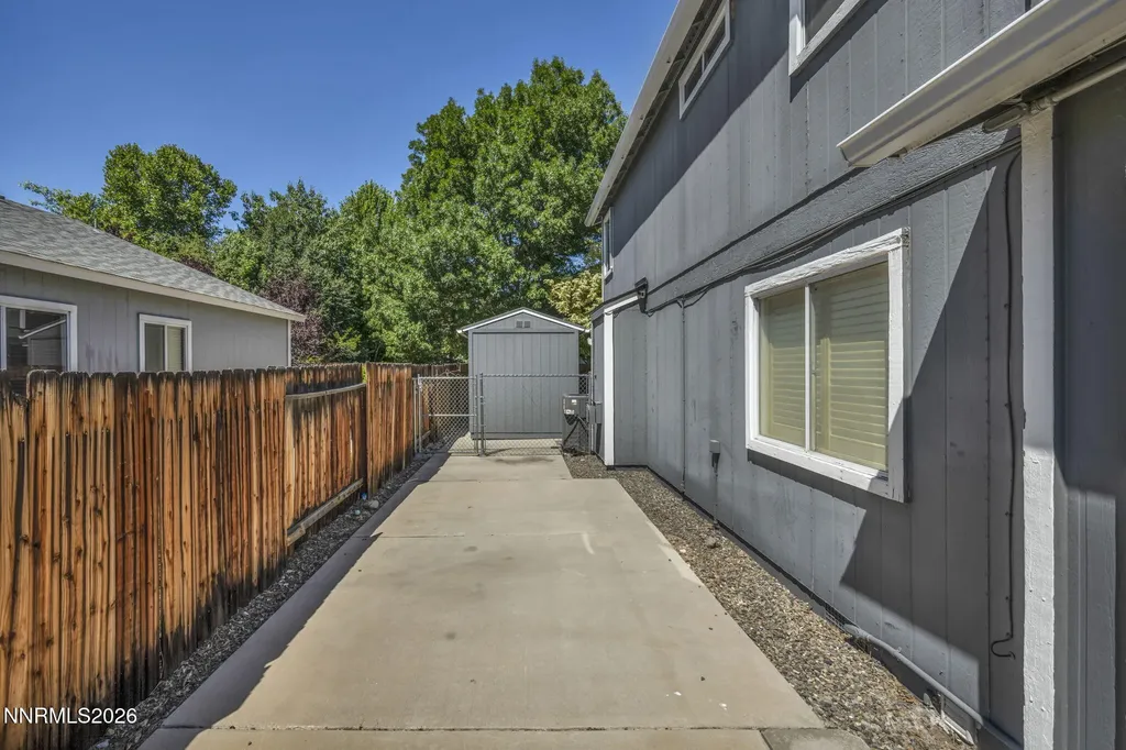 5045 Pradera Sparks NV 89436