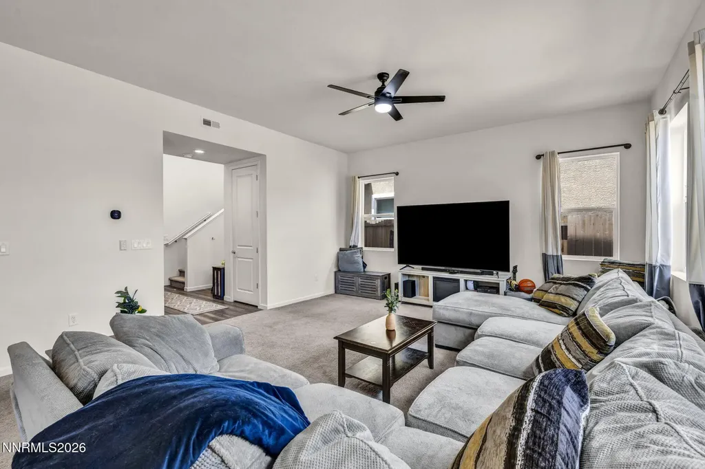7814 Navasota Sparks NV 89436