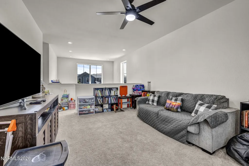 7814 Navasota Sparks NV 89436