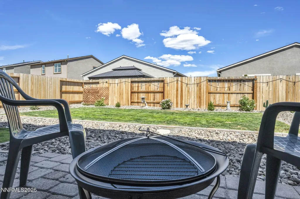 7814 Navasota Sparks NV 89436