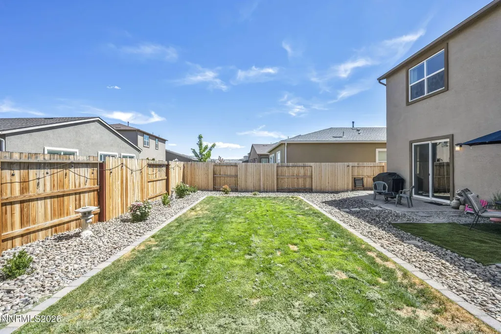 7814 Navasota Sparks NV 89436