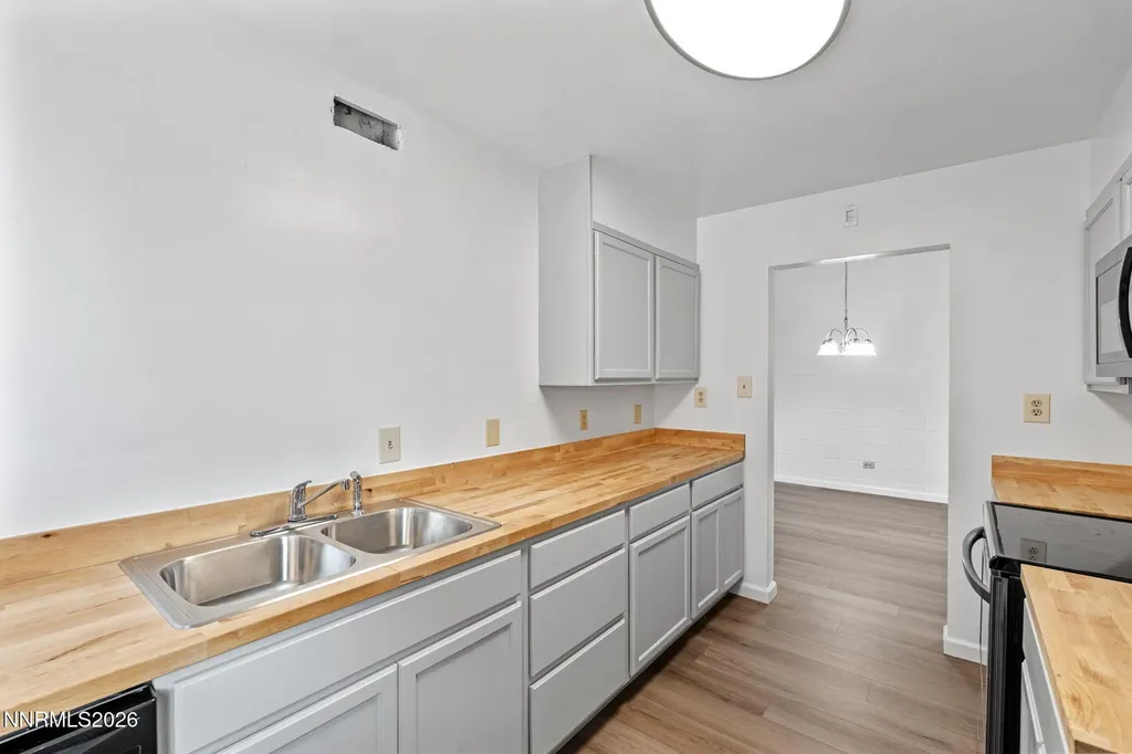 11793 Green Mountain Reno NV 89506